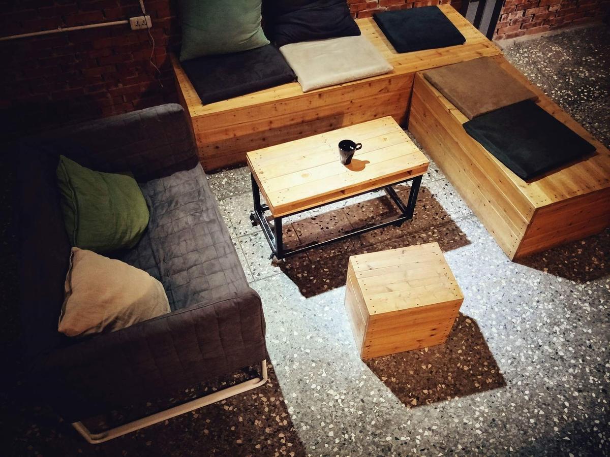 62巷背包客棧 Lane62 Hostel Longjing Exterior photo