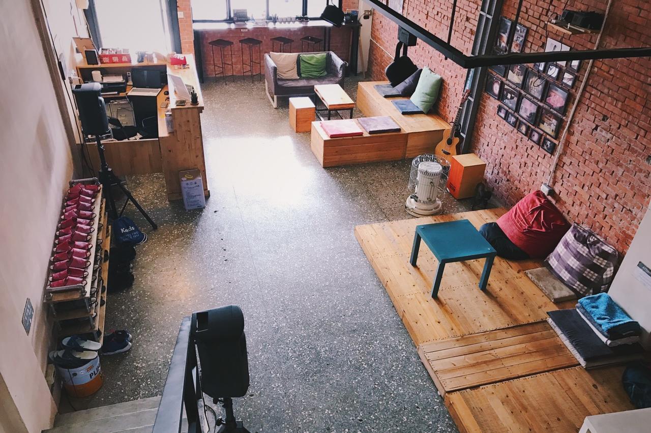62巷背包客棧 Lane62 Hostel Longjing Exterior photo