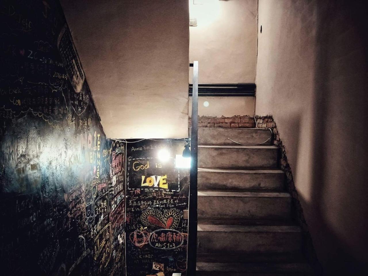 62巷背包客棧 Lane62 Hostel Longjing Exterior photo